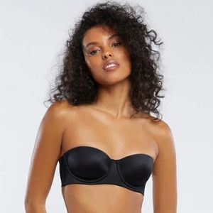 NEW Black Strapless Bra